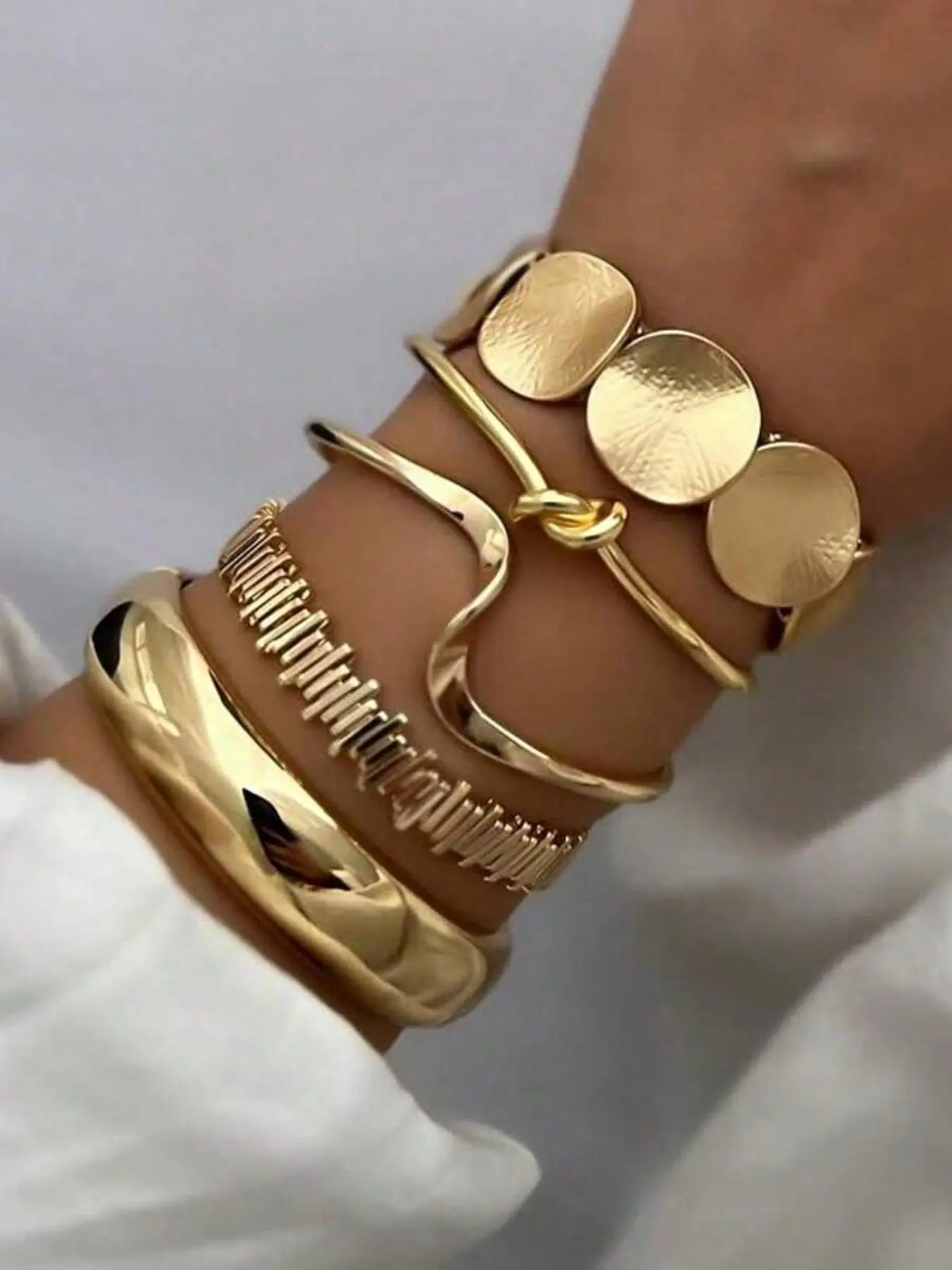 5 Pcs Vintage Luxury Geometric Design Wide Metal Bangles Set, Stackable Bracelets, Layered Bracelet Set, Perfect for Daily Wear, Stacked Bracelets