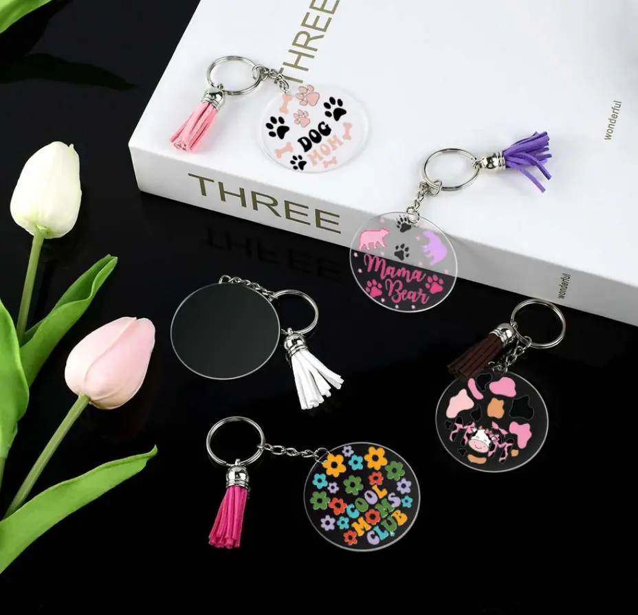 Cute Keychain Accessory DIY Acrylic Keychain Blank Set (100 Pcs) - 40 Cartoon Stickers, 20 Acrylic Sheets, Tassels & Hanging Chains (20 Each), Keychain Accessories