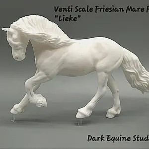 Venti Scale Lieke Artist Resin