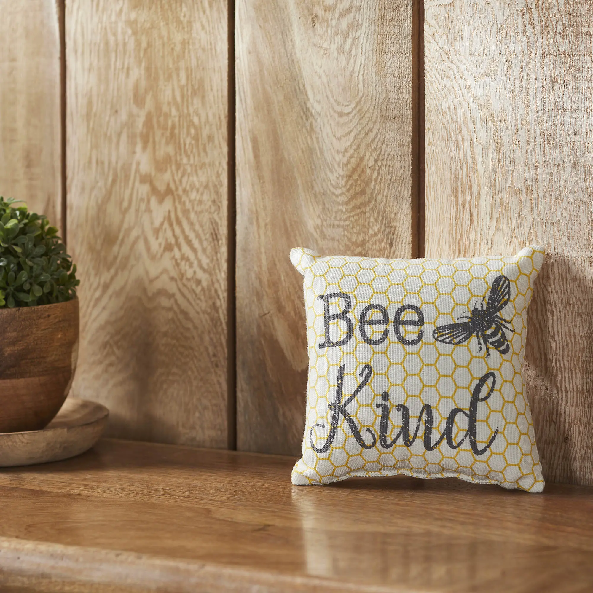 Golden Bees Inspirational Cotton Shell Cushion, 6x6 in Vintage Charm Design Pillow, Flat Weave