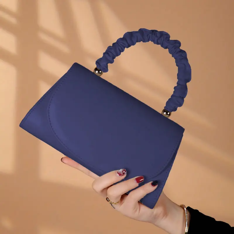 Women's Vintage Chic Clutch Purse - Elegant Evening Metal Handheld Purse, Suitable for Parties, Valentine's Day Gifts, Stylish Women's Clutches & Wristlets, Vintage Chic Purse