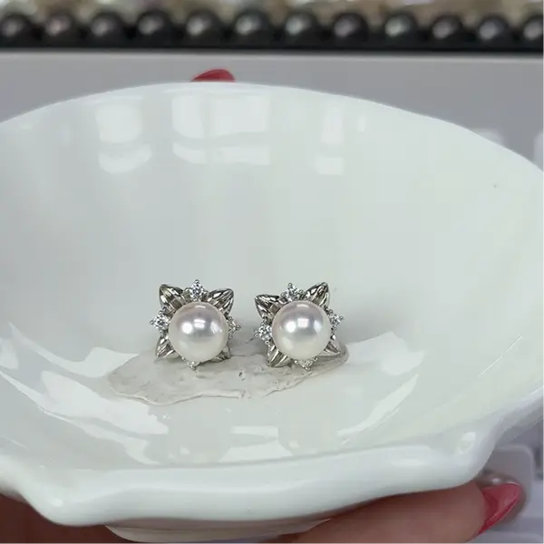 [Quick sale] Pearl Earrings