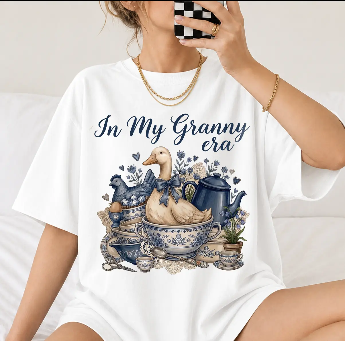 Women's Fitted Round Neck 100% Classic Cotton Printed T-shirt - Vintage Goose Cottagecore Top, Farmhouse Kitchen Pullover, Gift for Her, Classic Cotton Women's T-Shirts