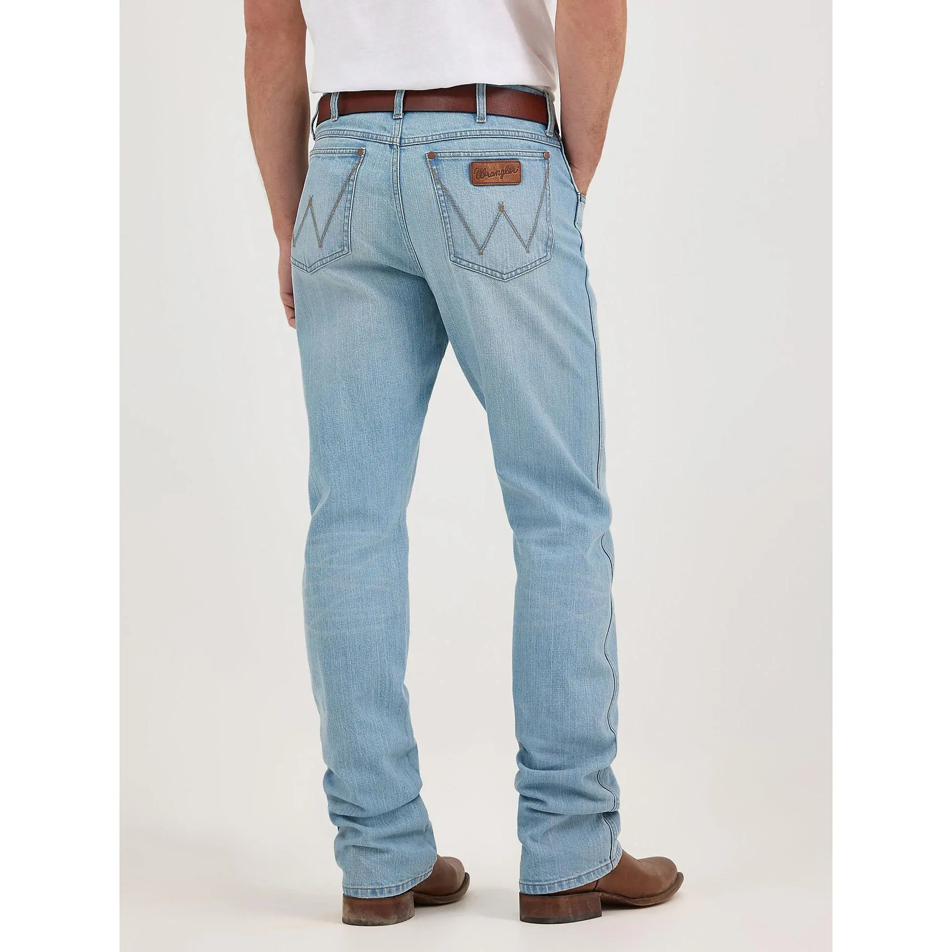 Wrangler Men's Retro Style Bootcut Jeans - Relaxed Fit, Mid-Rise Stretch Cotton Blend Denim for Menswear & Casual Wear, Pants, Pocket, Early 2000S Aesthetic, 38X32, Elastane, Mensfashion, 00S Men's Jeans, 2000S Throwback, Full Length, Classic, Denim Trous