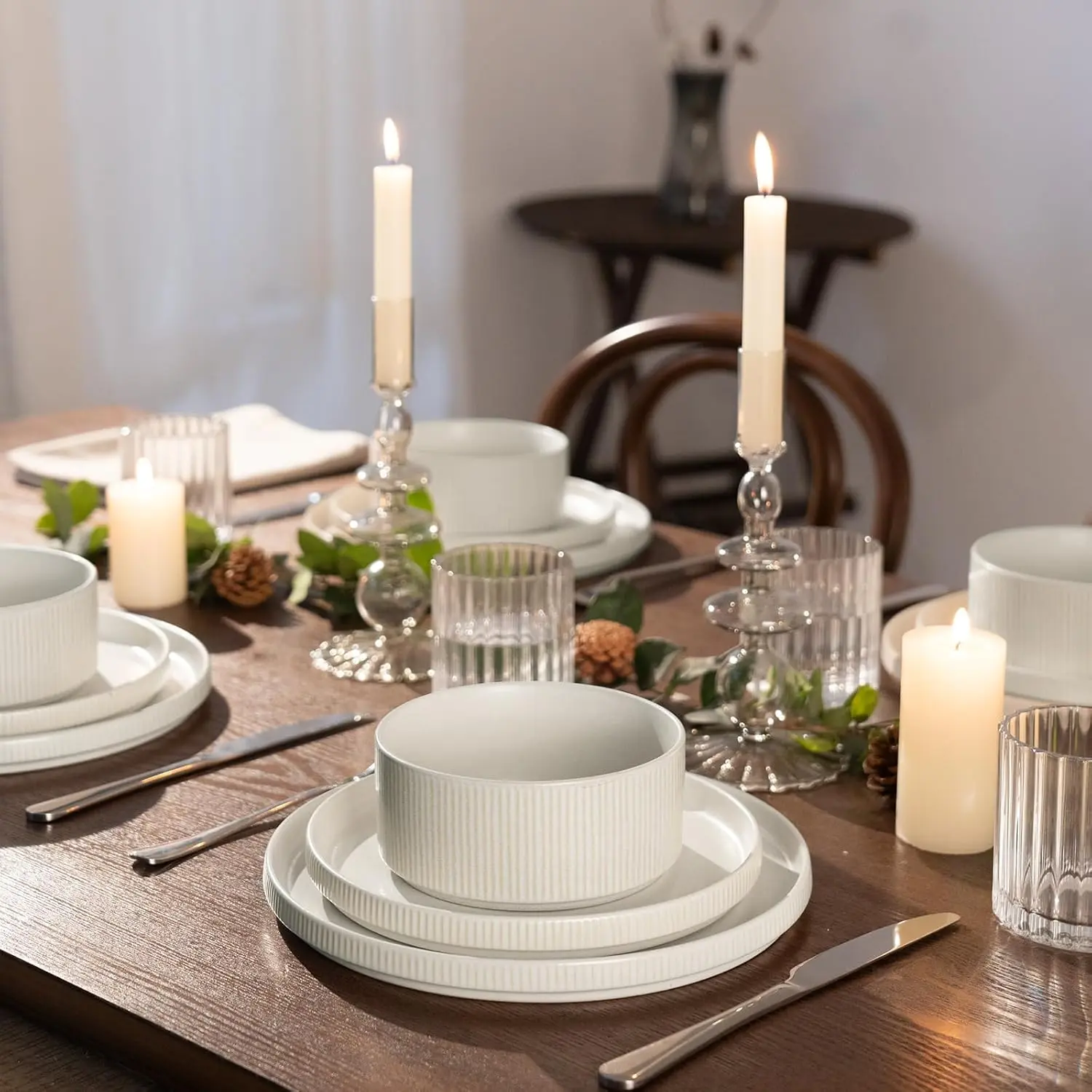 Famiware Star 12 Piece Dinnerware Sets, Plates and Bowls Set For 4, Double Reactive Glaze Dishwasher Safe and Microwave Safe