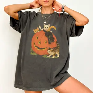 ChicCotton Vintage Halloween Comfort Colors Shirt, 90s Style Retro Pumpkin Cat Tee, Fall Vibes T-shirt For Women, Spooky Season Outfits