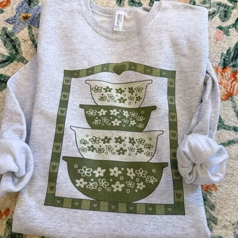 Men's Unisex Classic Knit Garments - Vintage Pyrex Sweatshirt, Retro Kitchenware Graphic Pullover, Cottagecore Baking Aesthetic Crewneck, Comfy Gift for Pyrex Collectors, Cotton, Tops, Casual