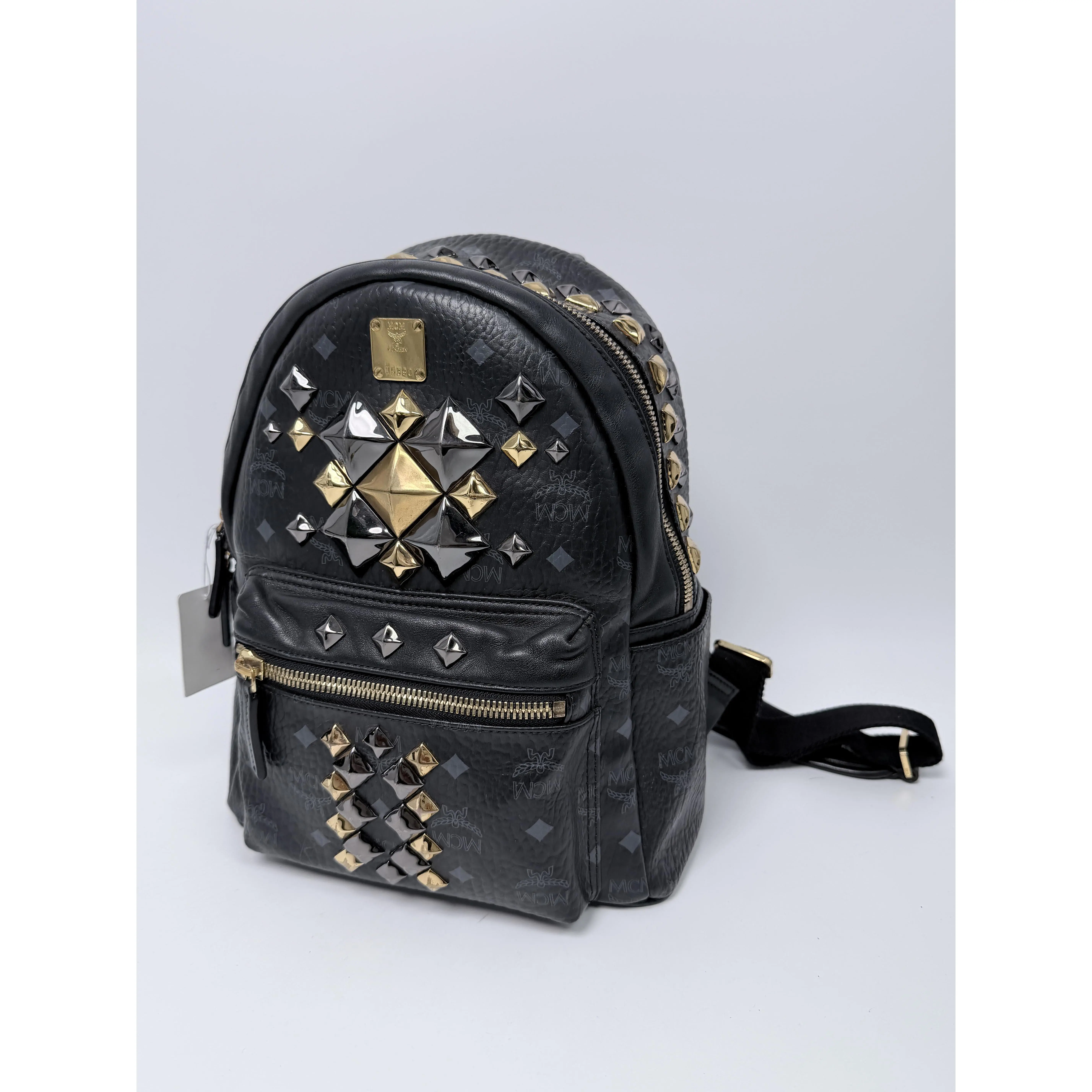 Pre-owned MCM leather Backpacks Black Visetos Studded Stark Brock Backpack JC148MCM