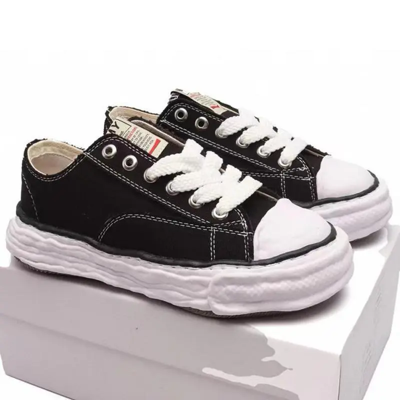 2025Men's&Women'sPutianThickSoledShellHeadBoardShoes-ExplosiveHeightIncreaseCasualFootwearStreetwear&DailyLifeClosedTrainerSoftFashionLeather Training Runner