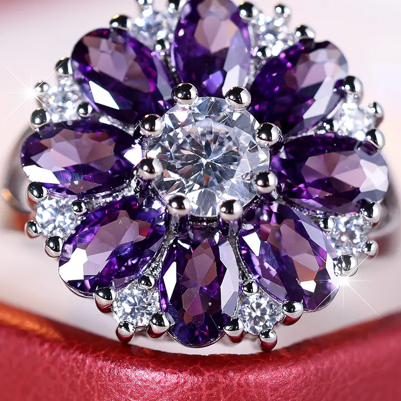 Elegant Petal-Shaped Flower Finger Ring with Sparkling Purple Zirconia, an Everyday Jewelry Piece for Women, Elegant Everyday Ring, Finger Rings