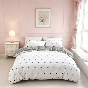 3-Piece Bedding Set with Black Small Heart Print, including 1 duvet cover and 2 pillowcases, no inserts included. Soft and comfortable bed decoration, an ideal gift for bedrooms and guest rooms.