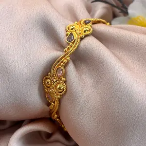 24k gold plated bangle/bracelet. PMB46. Sz 2.4