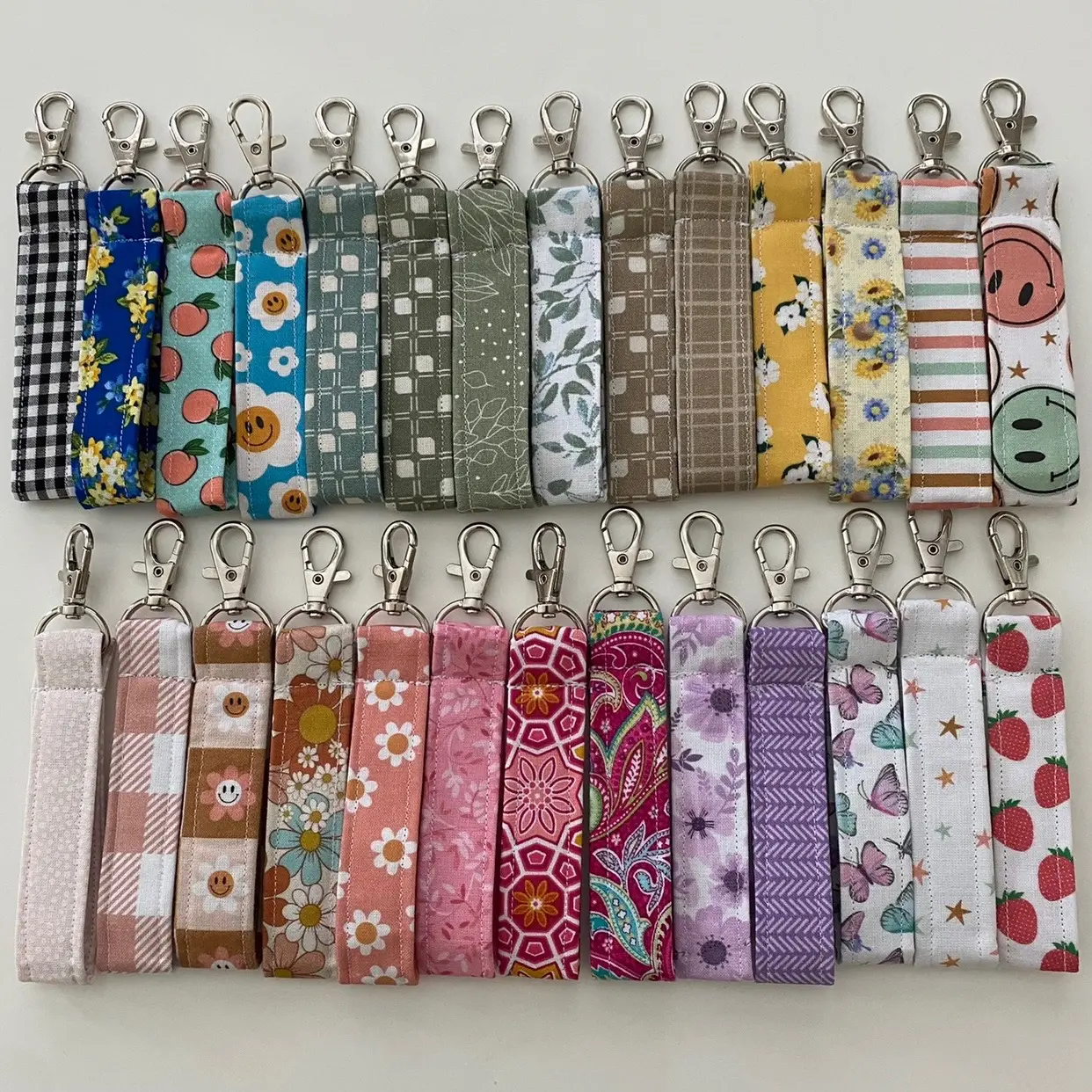 Handmade Key Fob, mini Cute Keychain Lanyard , Stylish Keychain Design