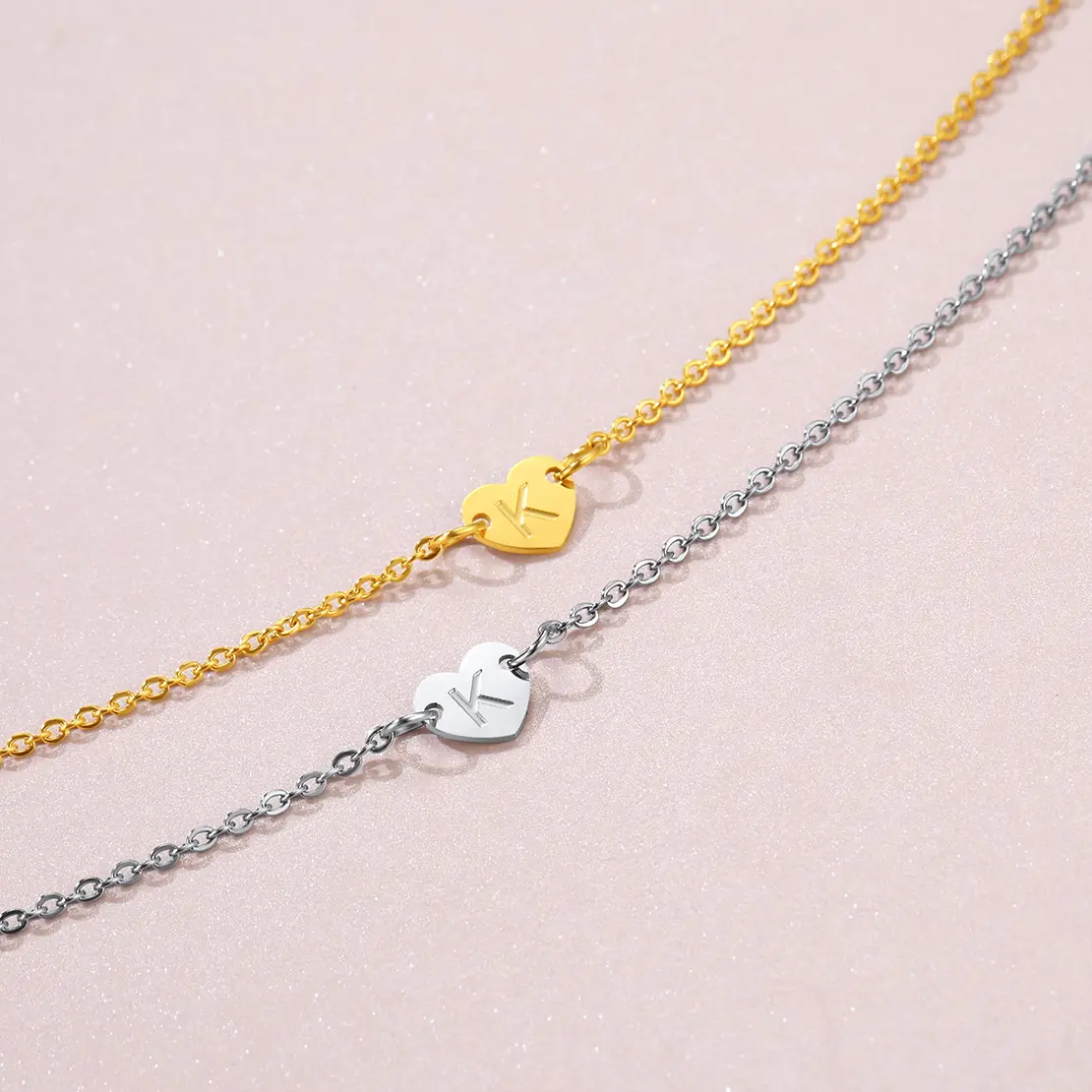 FaithHeart Initial Letter Link Bracelet - Stainless Steel Exquisite Hand Chain with 26 Capital Letters Love Heart Design, Personalized Gift for Adults' Daily Jewelry Accessories