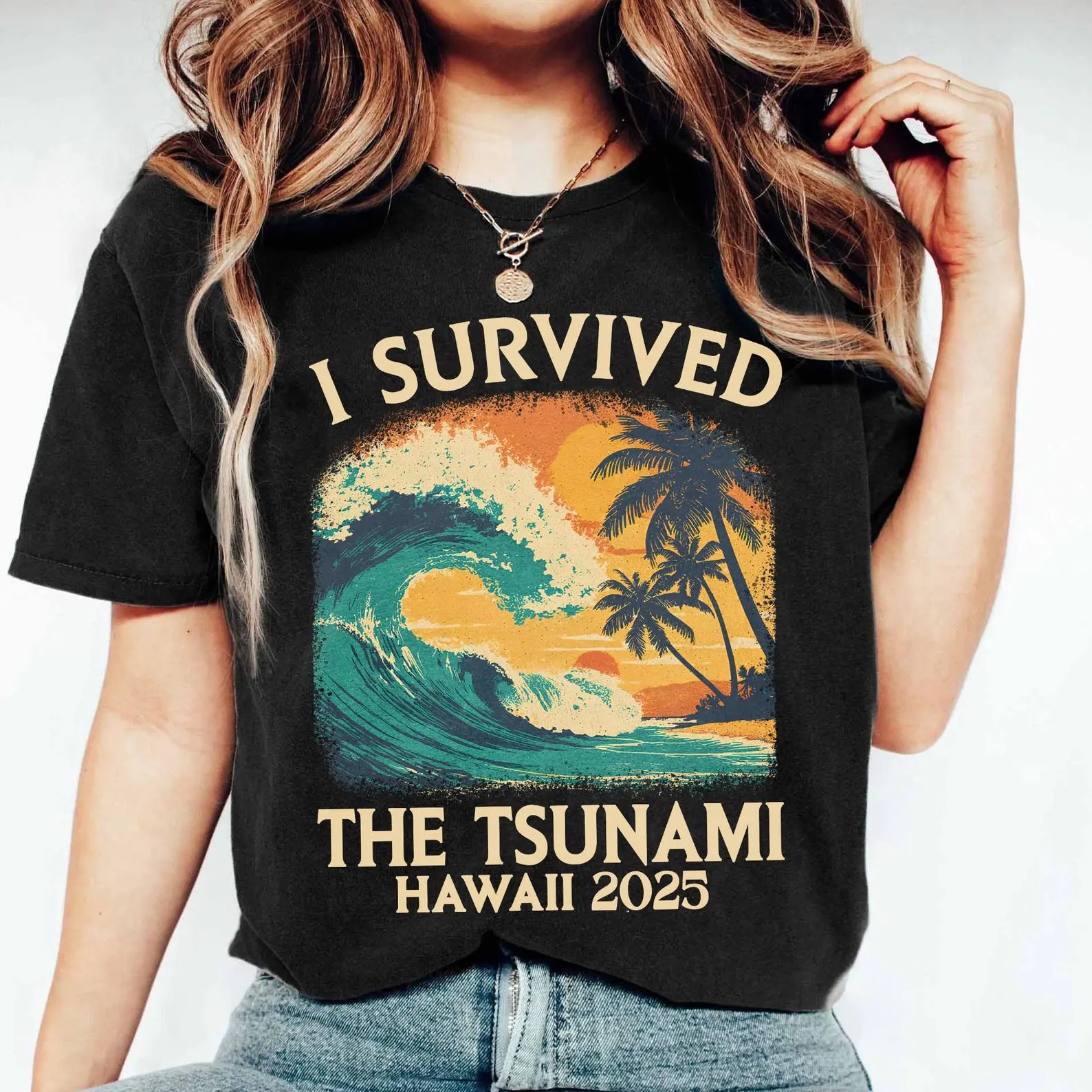 I Survived The Tsunami Hawaii 2025 Shirt Black Crewneck Fitted Short Sleeve Tops for Women Casual Tsunami Warning Tee Pray For Hawaii Support Piece