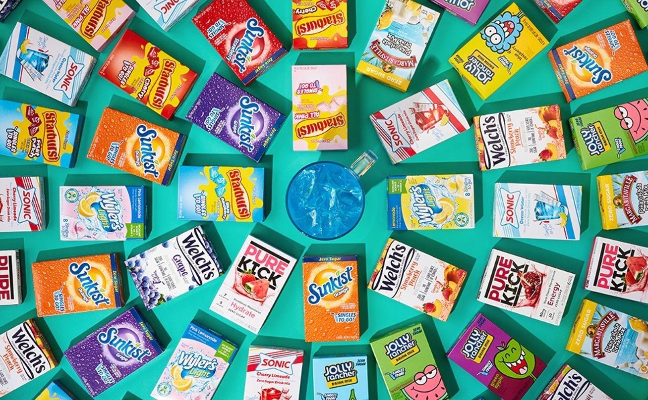 Jolly Rancher Singles To Go Variety Pack, Powdered Drink Mix, Zero Sugar, Low Calorie, Includes 4 Flavors: Green Apple, Blue Raspberry, Cherry, Watermelon, 1 Box (30 Single Servings)