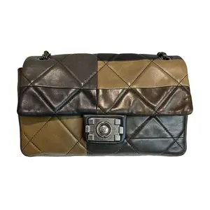Pre-owned CHANEL leather Shoulder Bags Patchwork Boy Flap Bag from the 2011 Cruise Collection