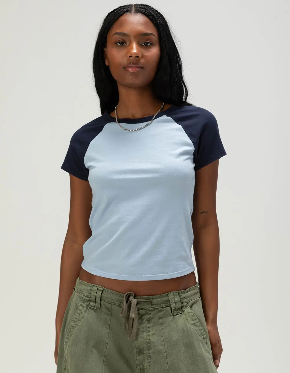 TILLYS Womens Solid Raglan Tee
