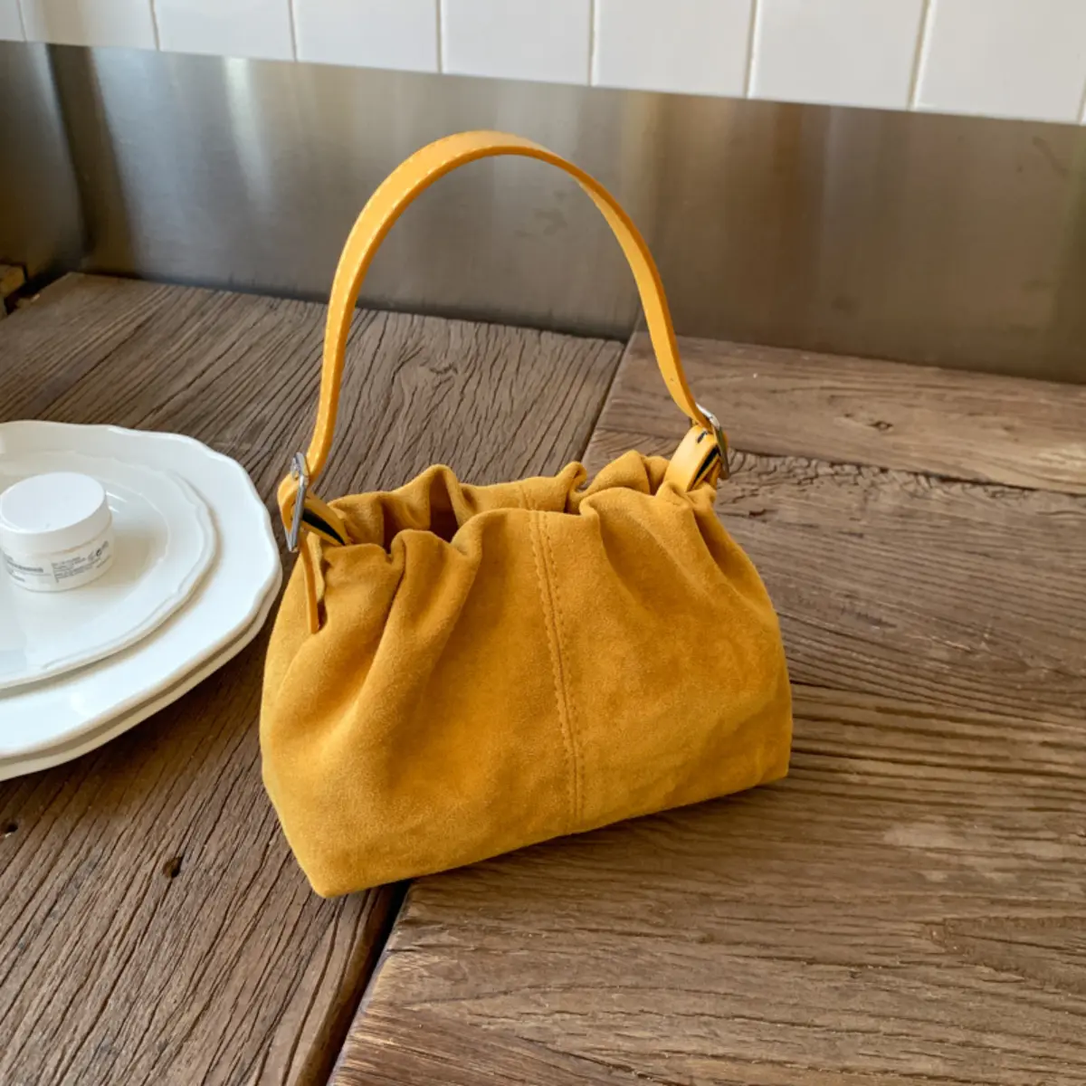 Women's Retro Suede Compact Fashionable Solid Color Mini Bucket Handbag - Casual Outing Shoulder Tote