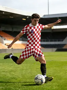 Men's 3D Digital Print Round-Neck Football Set, Croatia Team Red and White Checkered No.10 Print Set, Machine Washable, Casual Sportswear, Essential for Sports Enthusiasts, a Thoughtful Gift for Him