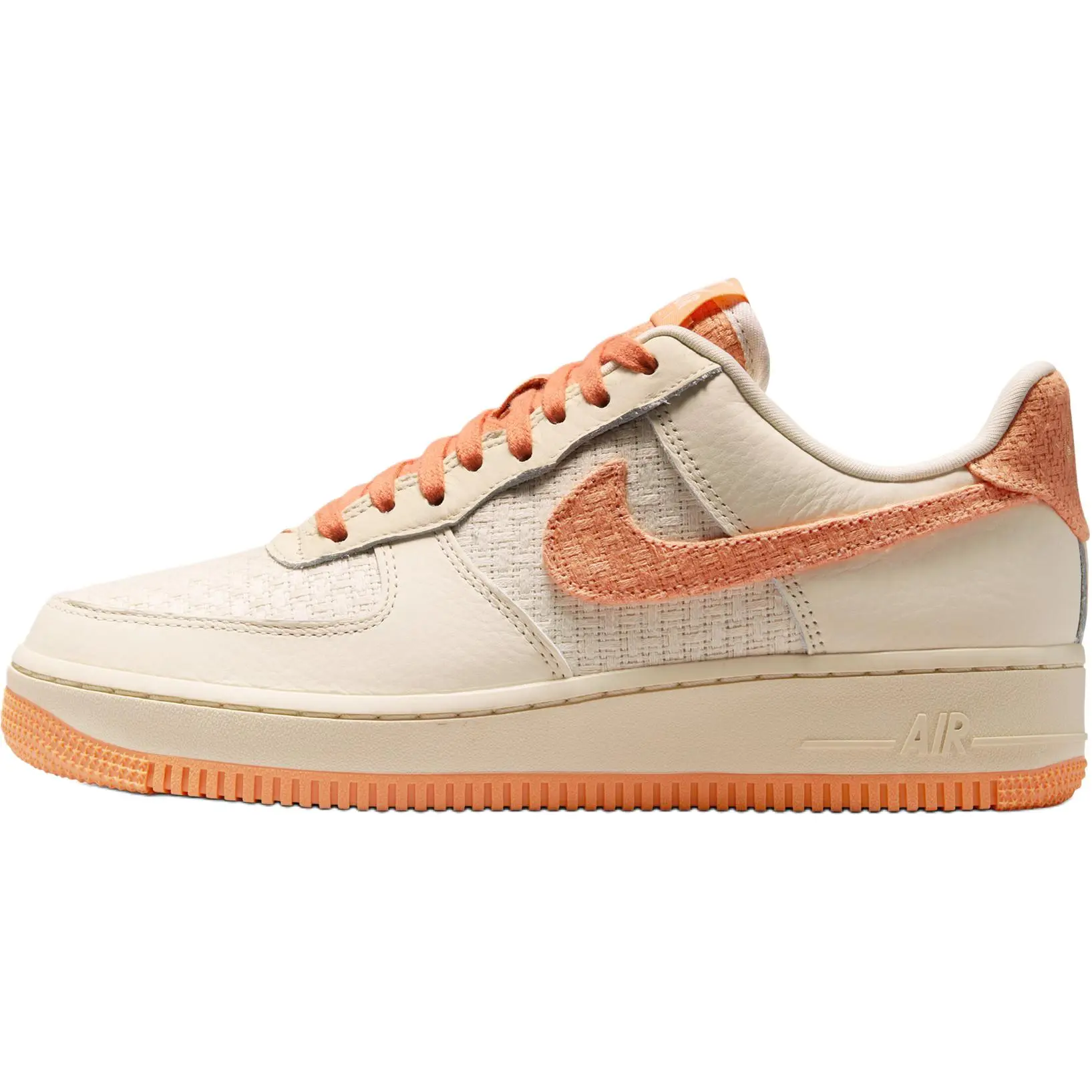 Women's Nike Air Force 1 '07 Low-Top Shoe - Beige Trainer with Comfort, Versatility, Slip-Resistant Durability - 2000 Casual Athletic Footwear Flats