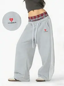 La Heart Graphic Wide-Leg Joggers, Plaid Waistband Striped Pants, Comfy Fleece Fabric, Retro Sporty Fit, Perfect for Ootd, Streetwear Vibes