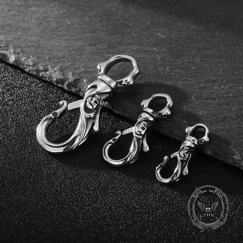 GTHIC Stylish Gothic Skull Stainless Steel Keychain, Men's Statement Jewelry Accessory for Daily Wear, Stylish Keychain