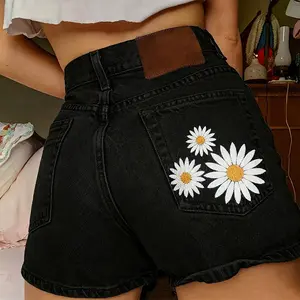 Trend Fashion Women High Waist Casual Short Jeans Shorts Denim Pant Trousers Embroidery Floral Patchwork Design Regular Pockets Elegant Splice Streetwear Pants
