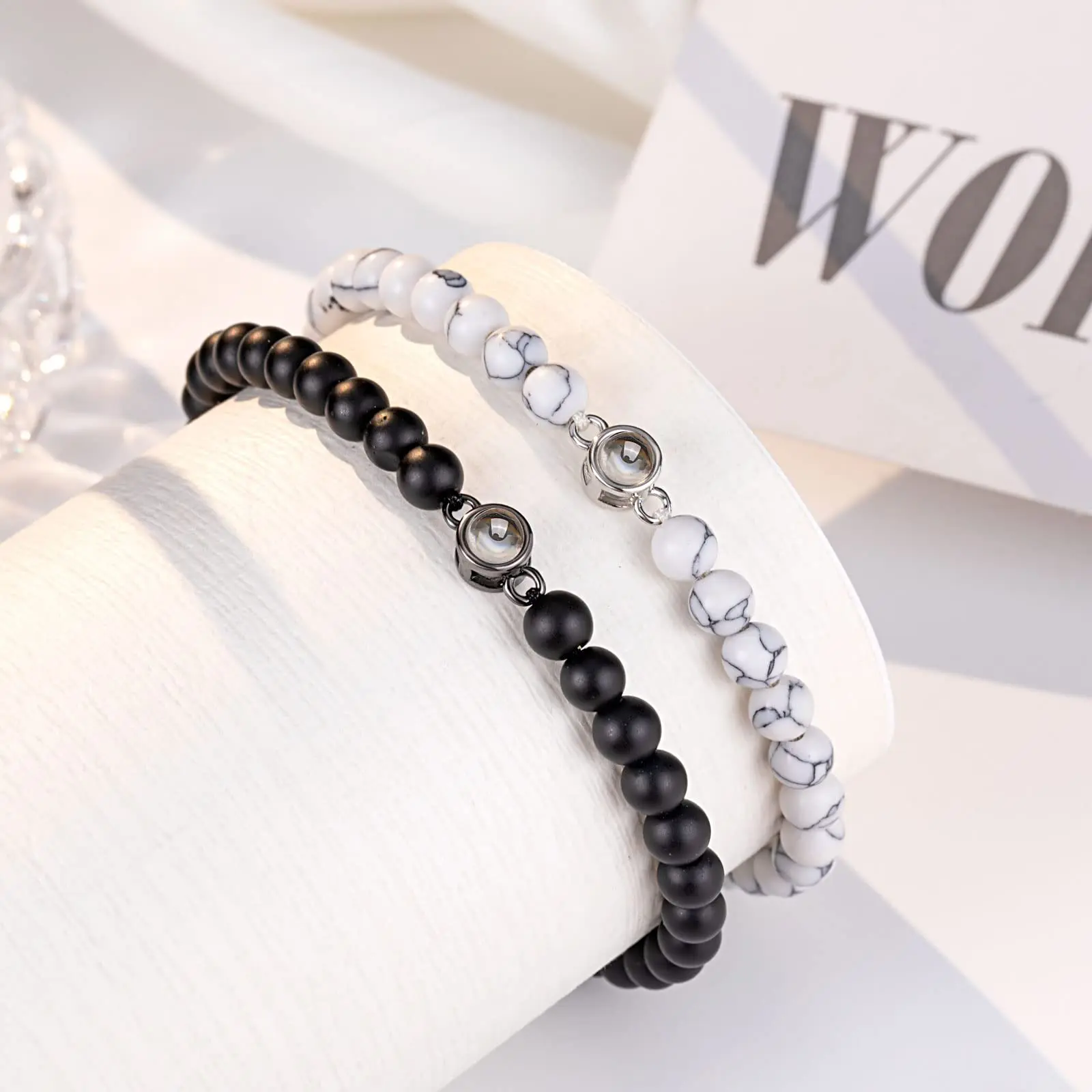 Matching Bracelets for Couples, Natural Stone Beaded Jewelry Set with 'I Love You' Projection, Adjustable Rope Long Distance Gifts for Adults, Bracelets Jewelry, Crystal, Pinky Promise, Romantic