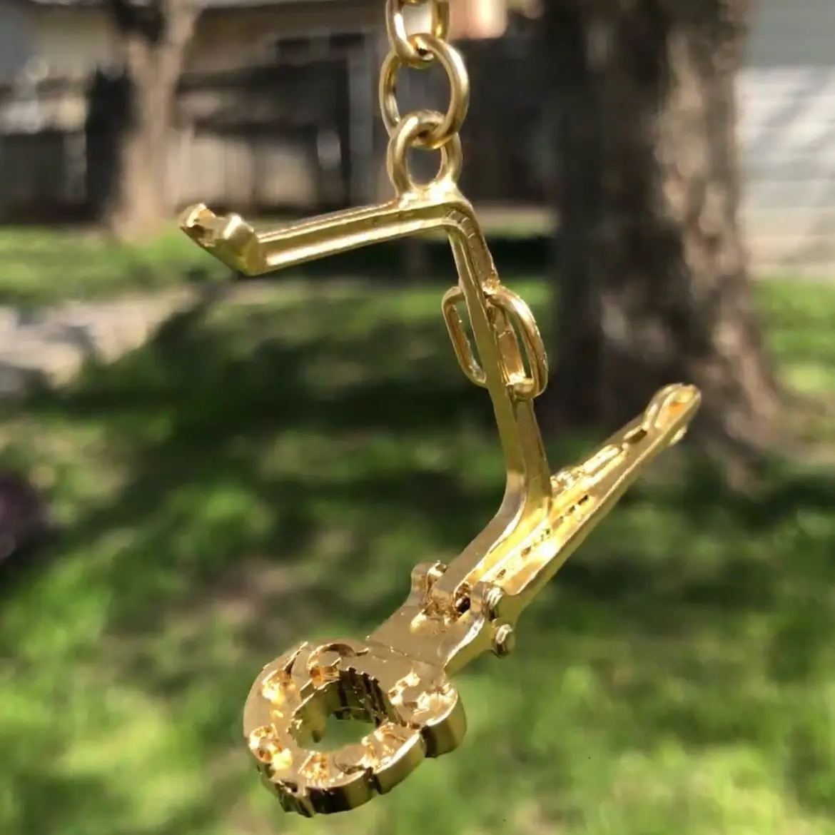 Oilfield Rig Tongs Keychain