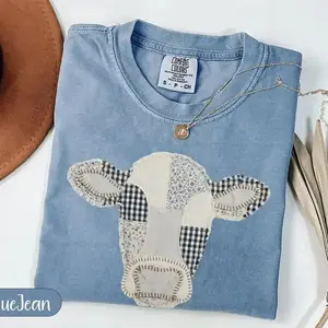 Comfort Colors Patchwork Cow T-Shirt, Quilted Farm Animal Head Tee, Gingham Floral Rustic Cow Lover Shirt, Cottagecore Farmhouse Gift, Printed Shirt - Toscano Mauw