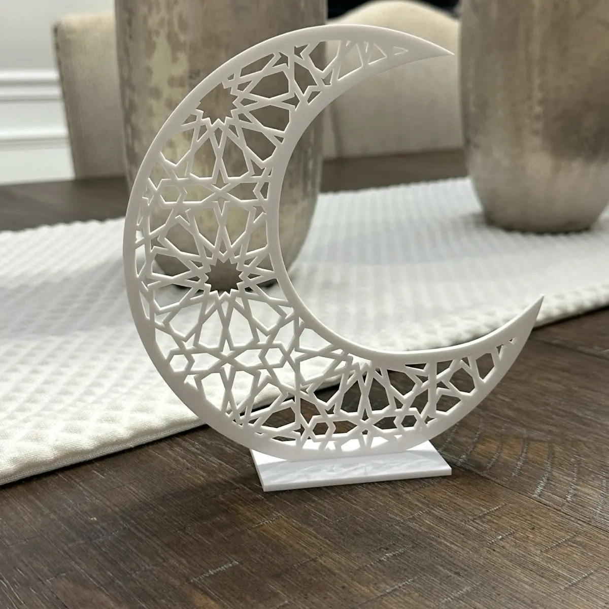 White Ramadan Crescent stand White Ramadan Crescent stand