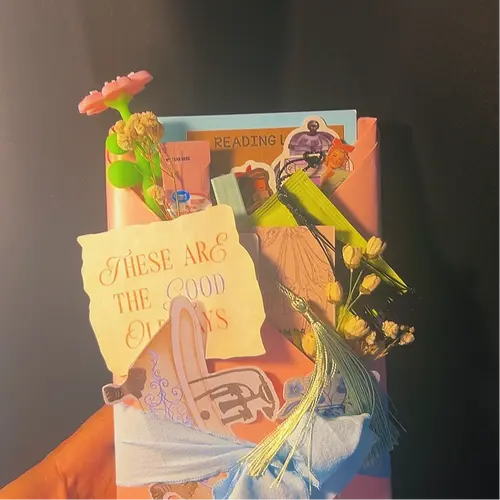 [Quick sale] Art SUMMER I MET JUNE VINTAGE BUNDLE