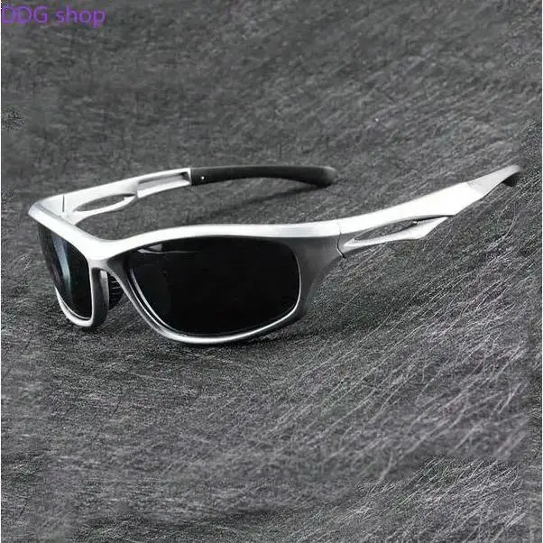 SpringStatements Y2K Flat Top Sunglasses for Women & Men Trendy Square Frame Shades Lightweight Fashion Eyewear for Summer Travel Outdoor Activities Hiking Sports Daily Wear