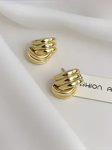 Arc-Shaped Metal Cross Earrings, Chic Daily Jewelry for Women, Minimalist Fashion Accessories, Elegant Ear Studs for Everyday Wear