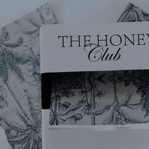The Honey Club GOLDEN era FOILS - Limited Edition Seasonal Foils with 500 Sheets Non-Slip Backing 5x11 Pre-Cut Flat Pre-Folded for Easy Application Hair Foils