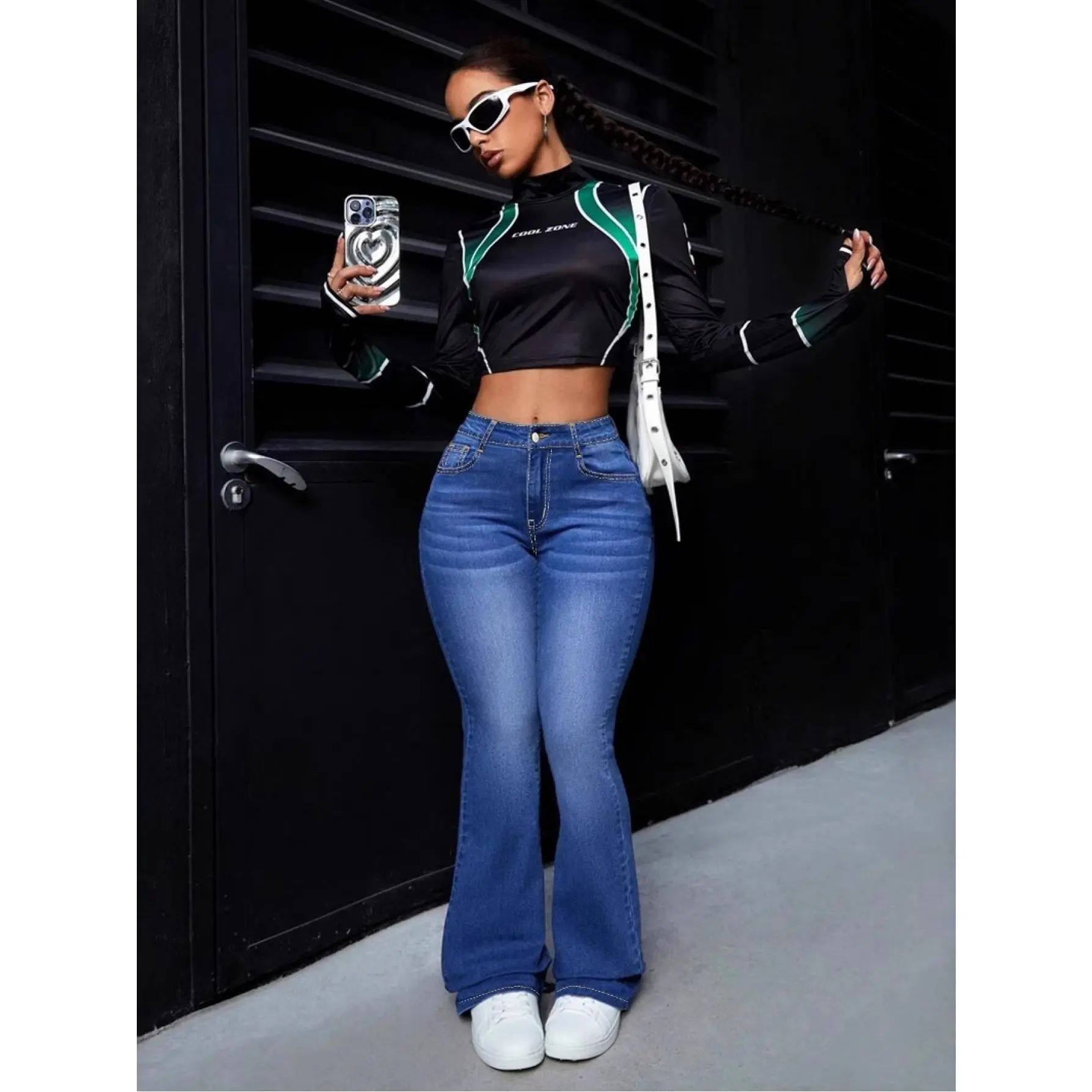 Women's High-Waisted Flare Jeans, 1pc Medium Wash Stretch Pants with Retro Vibe, Trendy Y2K Streetwear Trousers Casual & Fashion-Forward Outfits, Full-Length Bottoms Daily Wear & Stylish Looks