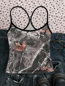 Camo Print Sleeveless Spaghetti Strap Crop Top with Maple Leaf, Women's Slim Fit Tank Top for Street Style & Workout