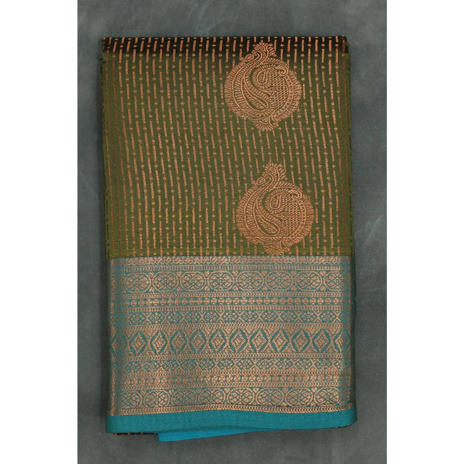 Women's Bridal Kubera Pattu Cotton Saree - 5.5m, Mehendi Green Cotton Base, Teal Blue Woven Borders, Paisley Motif, Full-Body Zari Embroidery for Weddings, Contrasting Teal Blue Zari Border, Bridal Occasions, 5.5 Meters