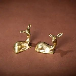 Brass New Christmas Deer Desktop Ornament, Metal Decoration 3D Statue, Reindeer Figurine, Festive Holiday Decor, Elegant Desk Accessory