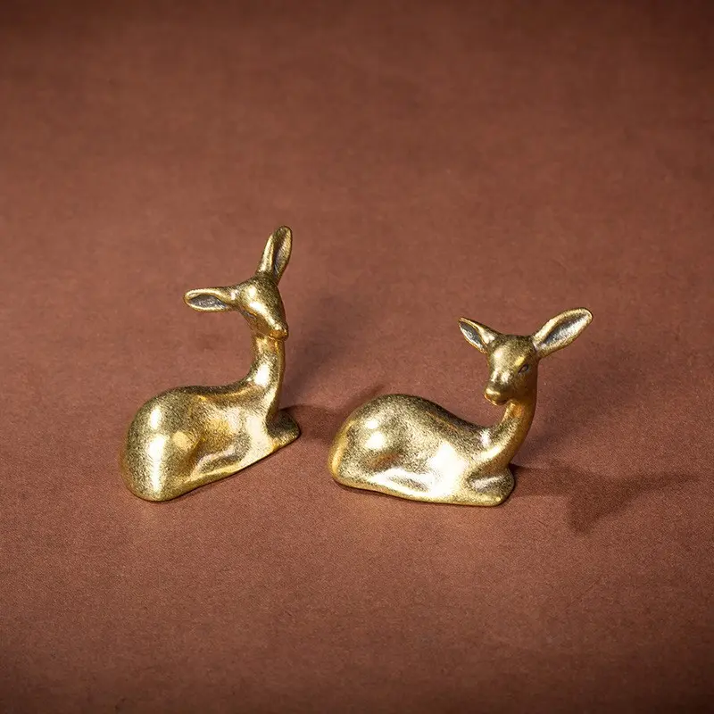 Brass New Christmas Deer Desktop Ornament, Metal Decoration 3D Statue Sculpture, Reindeer Figurine, Festive Holiday Decor, Christmas Ornaments, Christmas Decorations, Elegant Desk Accessory