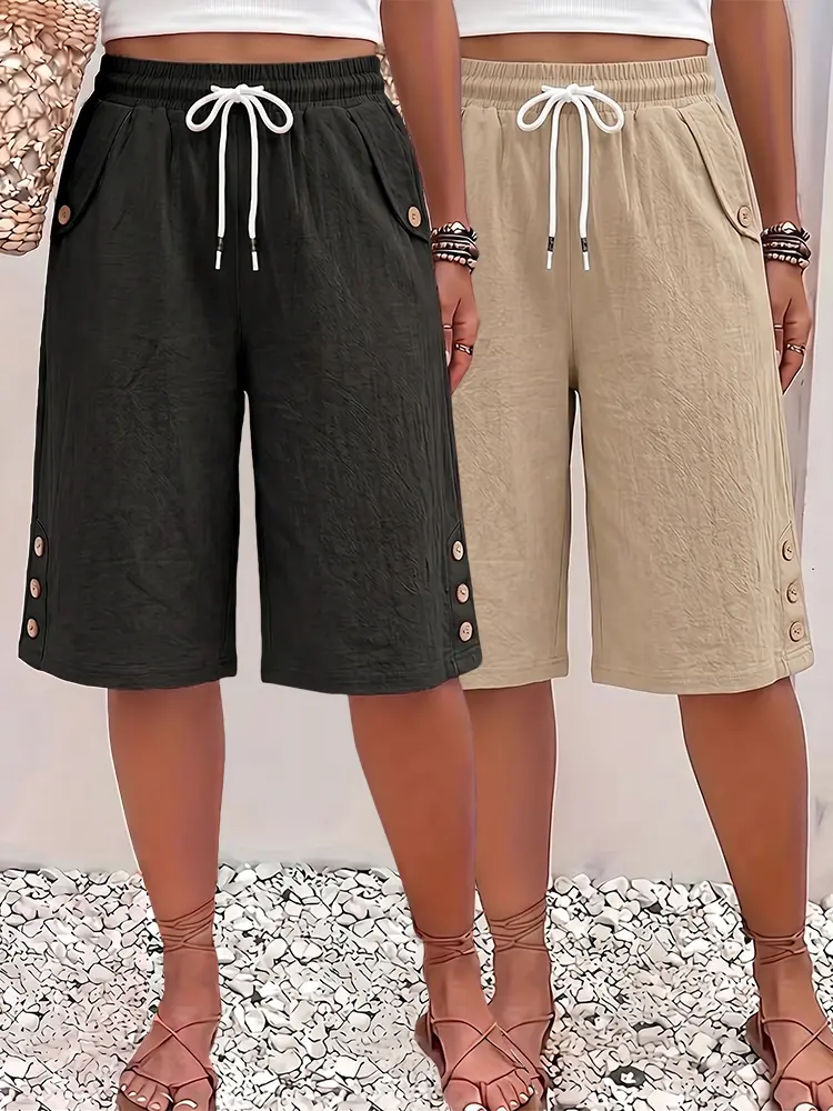 Women’s breathable shorts with an elastic waistband and drawstring design, casual knee-length style; versatile loose summer shorts with side buttons, suitable for the beach and everyday wear.