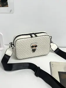 Women's Square Crossbody Bag, Casual Shoulder Bag, Fashion Cartoon Design, High-End Style, Suitable for Daily Use, Commuting, School, Travel, Casual Crossbody Bags, Casual Trendy Bag