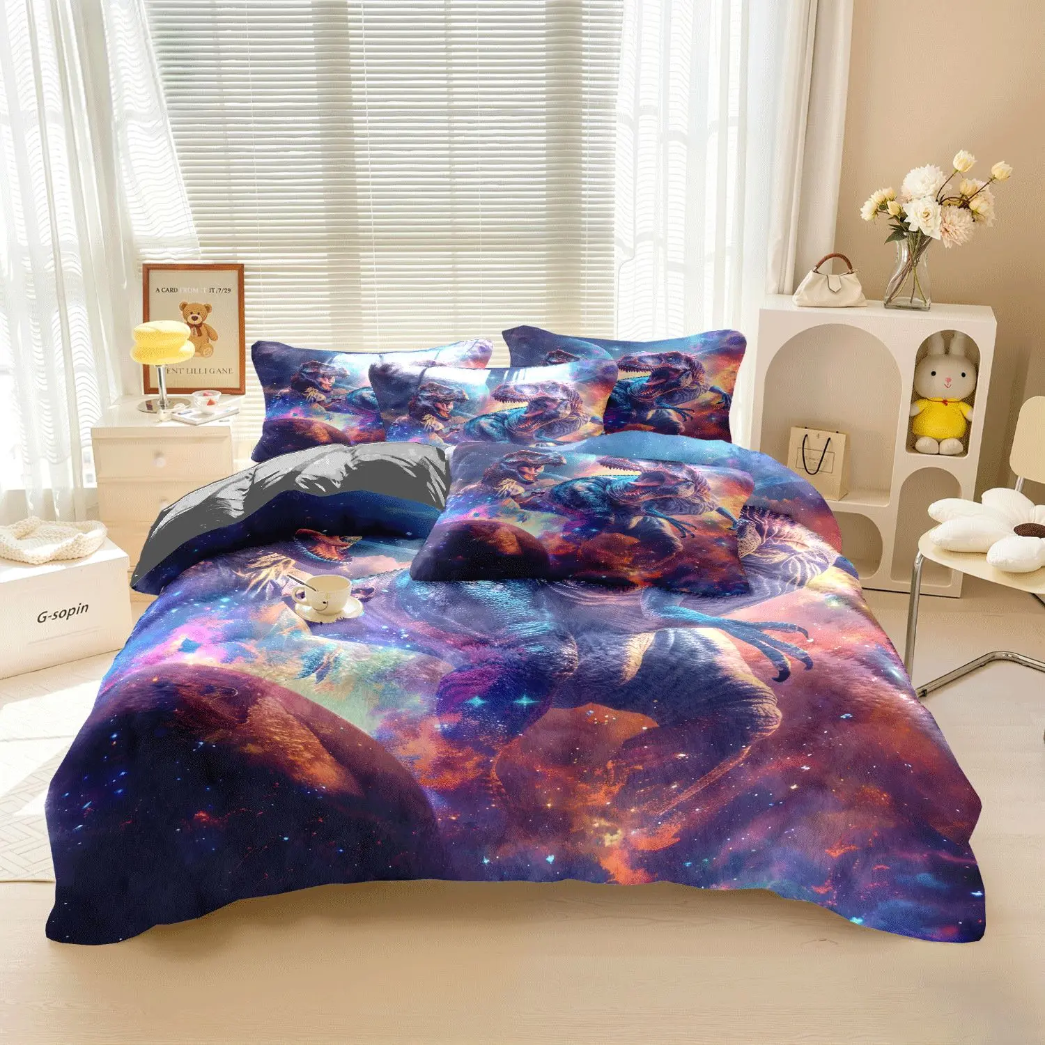 3pcs printed duvet cover set (1 duvet cover + 2 pillowcases), Milk Flannel/Flannel, Ultra - Soft and Cozy, High GSM for Warmth, Anti - Pilling, Dinosaur & Space Print, Christmas Decor, Wrinkle & Fade Resistant, Winter Bedding, Christmas Gift, Queen/K