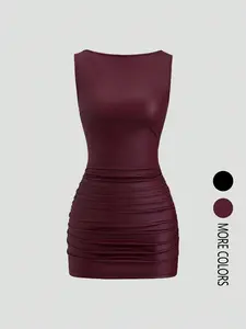 Women's solid color slim-fit sleeveless pleated faux leather dress, pleated design, fits the body shape, elastic waist, sexy midi dress.