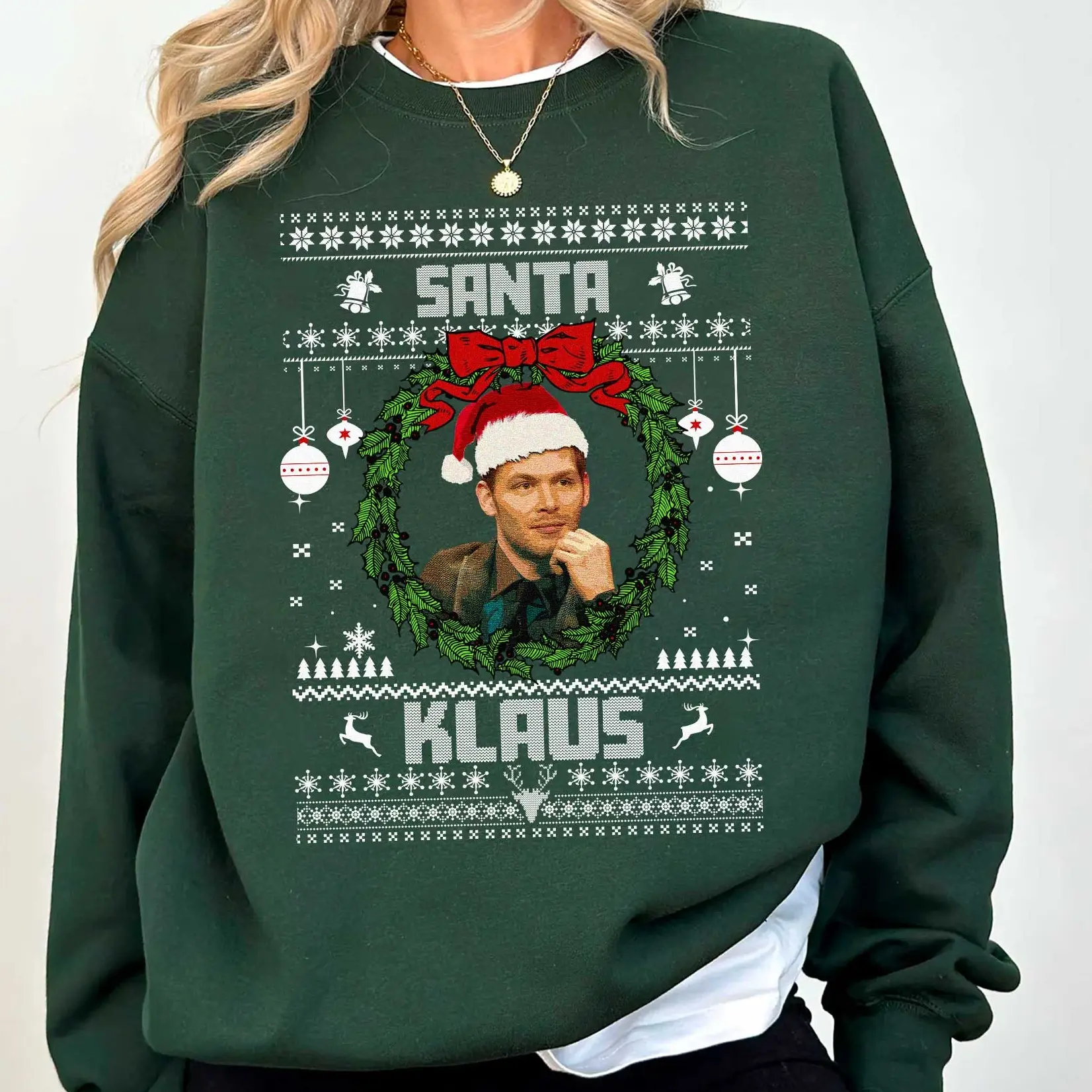 Santa Klaus Chirstmas Sweatshirt, Klaus Mikaelson shirt for women ,Vintage Movie Shirt, Perfect Christmas Gift Casual Womenswear Hoodie