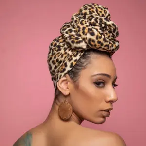 Pretied satin line front bun head wrap