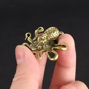 Solid Brass Octopus Decoration, Animal Decorations, Decorative Animal Design Handmade Craft, Office Desktop Ornament, Gift, Real Copper Sea Creature Figurine, Home Decor