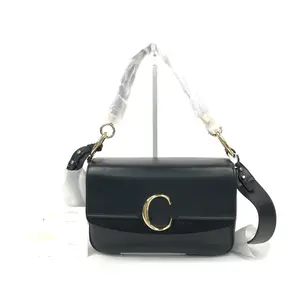 Pre-owned Chloé Leather Shoulder Bags 10.63'' R2009 Shoulder Bag C1363092418 0527 T3 Rina