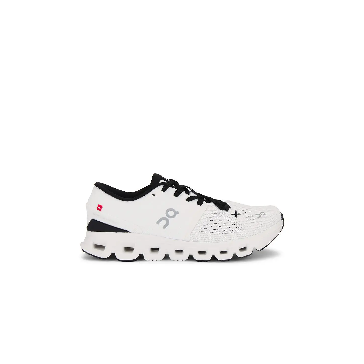 On Cloud X 4 Sneaker in Ivory & Black